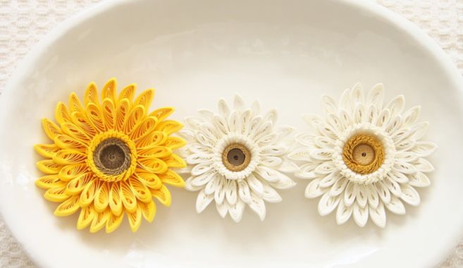 ペーパークラフトの花