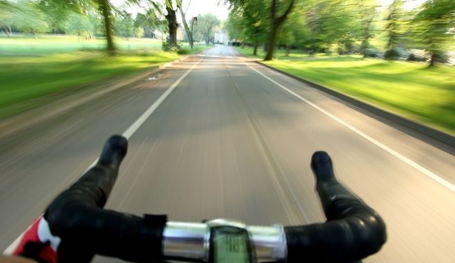自転車で疾走