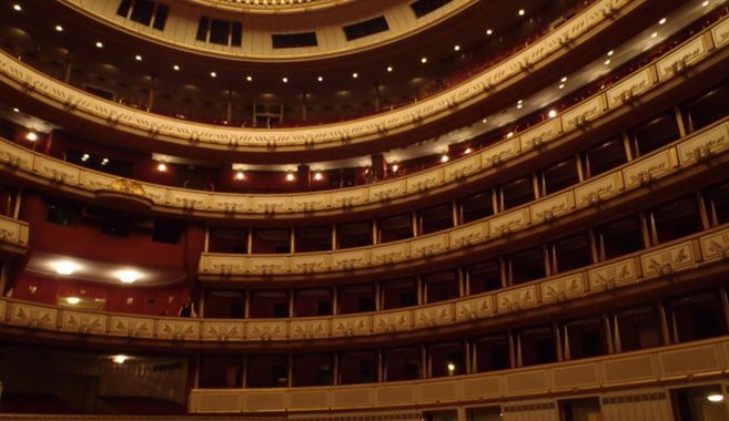 オペラに行く方法