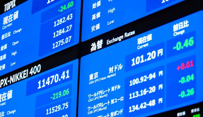 証券取引所の電光掲示板