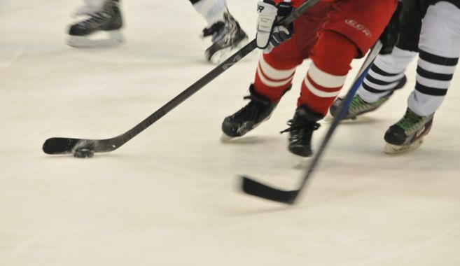 アイスホッケー