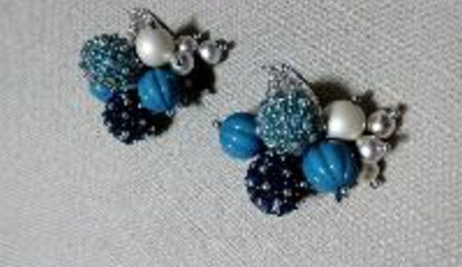 自分で作ったアクセサリーを身につけてみたい！