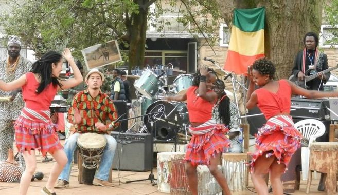 アフリカンダンス