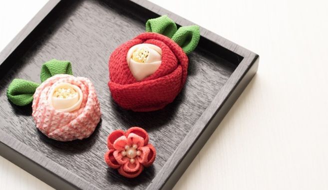 つまみ細工の巾着袋