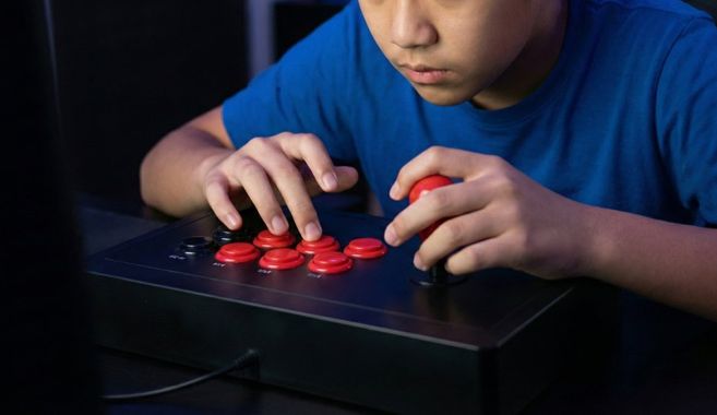 eスポーツゲームコントローラー