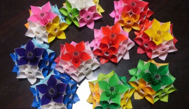 折り紙のくす玉