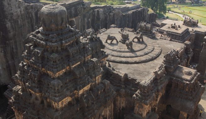世界遺産エローラ・カイラーサナタ寺院