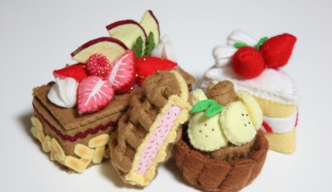 楽しいフェルト小物作り