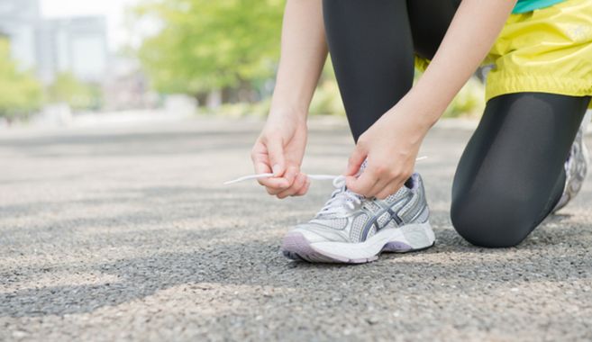 ジョギングシューズ