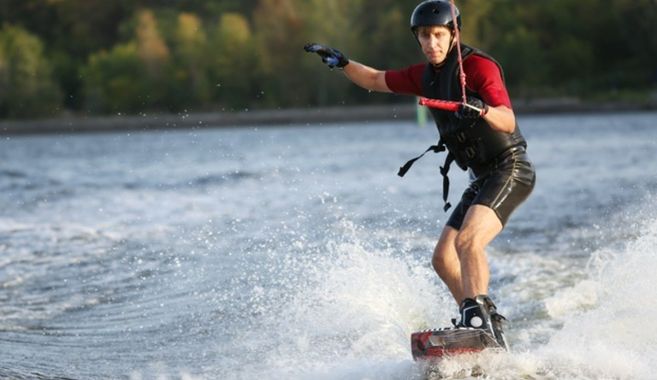 ウェイクボード