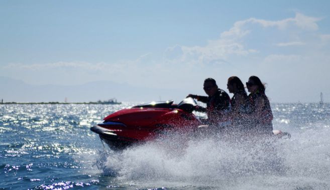 ジェットスキーに乗ってみよう